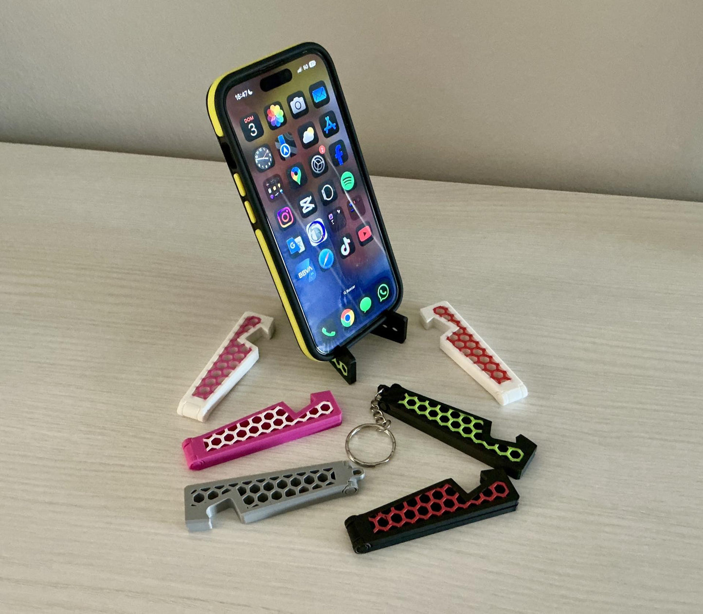Foldable Cell Phone Holder